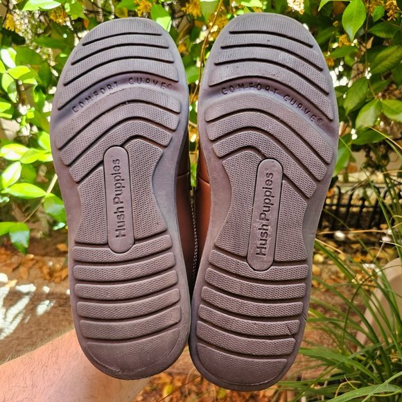 Hush Puppies "Gus" in FULL-GRAIN leather, VGUC, hard to find size - Picture 4 of 16